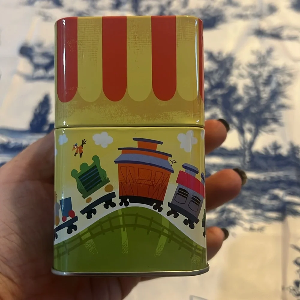 Funko Pop! Mystery Mini Disney Treasures Hot Topic Exclusive Dumbo Tin Only